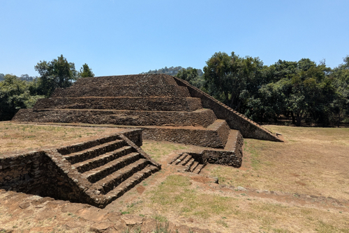 Tingambato pyramid
